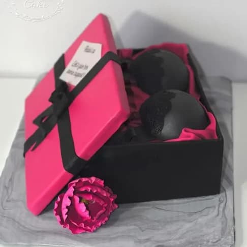 Custom Lingerie Boxes 4