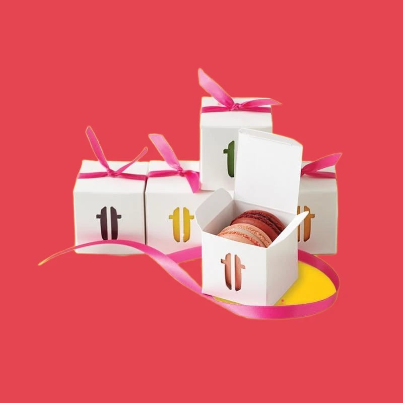 Custom Design Fancy Macaron Boxes