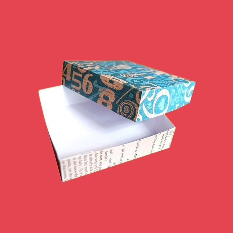 Custom Card Stock Colored Gift Boxes