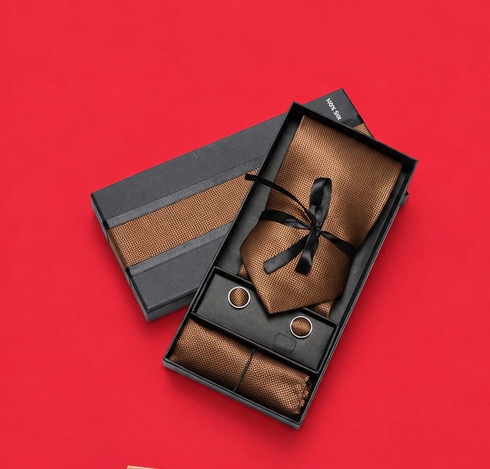 Custom Clothing Gift Boxes