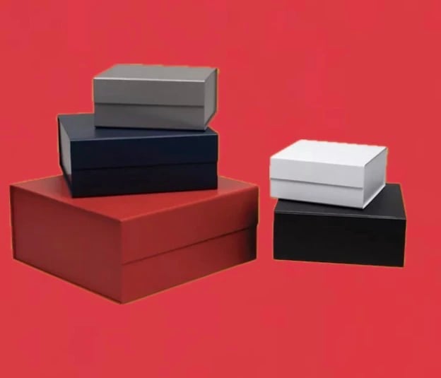 Custom Magnetic Closure Apparel Boxes