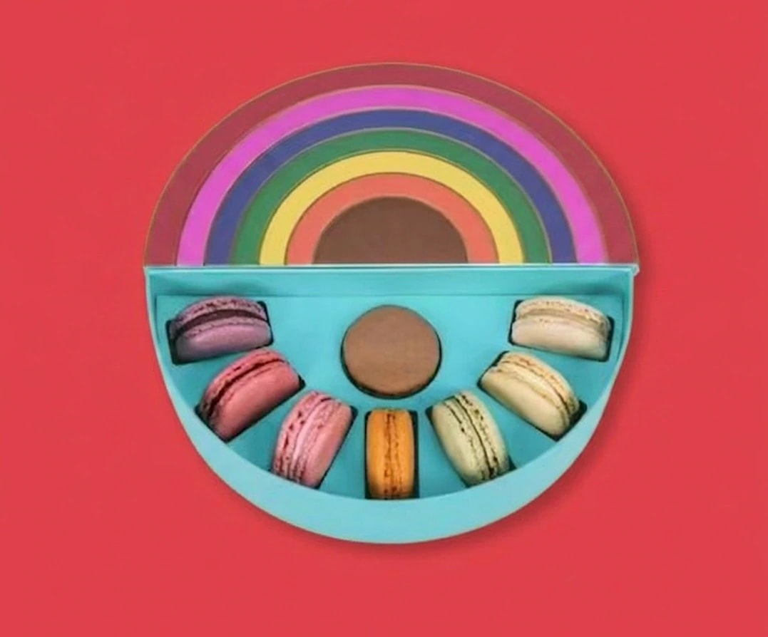 Custom Lid & Tray Macaron Boxes