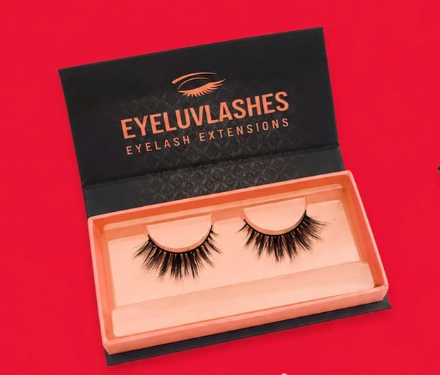 Custom Eyelash Boxes