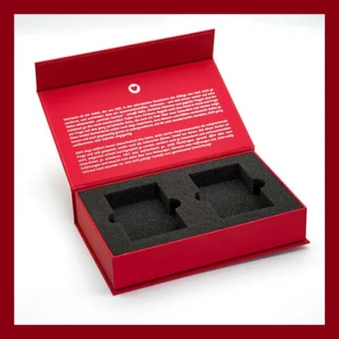 Rigid Boxes with Insert